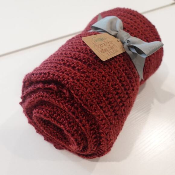An AUTUMN GARNET HUG Crochet Baby Afghan Blanket - Picture 2 of 11